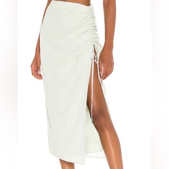 Camila Coelho matching skirt and halter top set never worn perfect condition - Picture 5 of 6